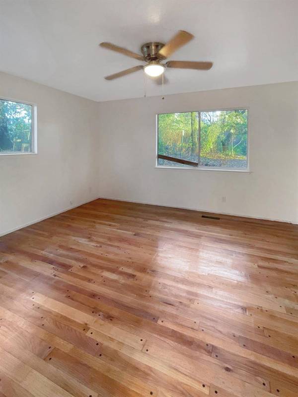 111 Covey RD, Auburn, CA 95603