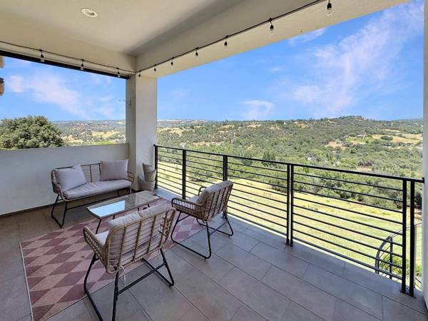 75 Whittington DR, Newcastle, CA 95658