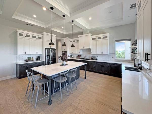 75 Whittington DR, Newcastle, CA 95658