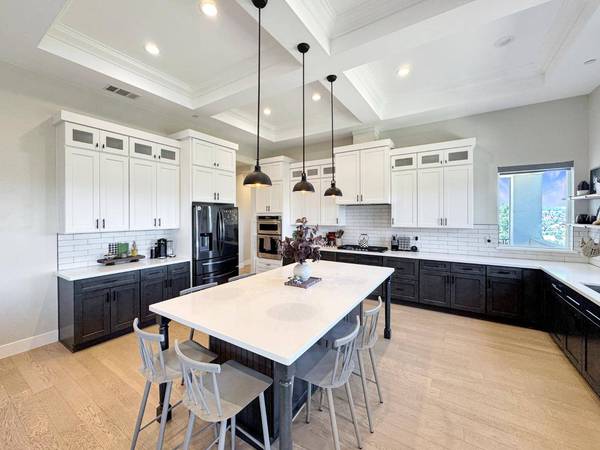 75 Whittington DR, Newcastle, CA 95658
