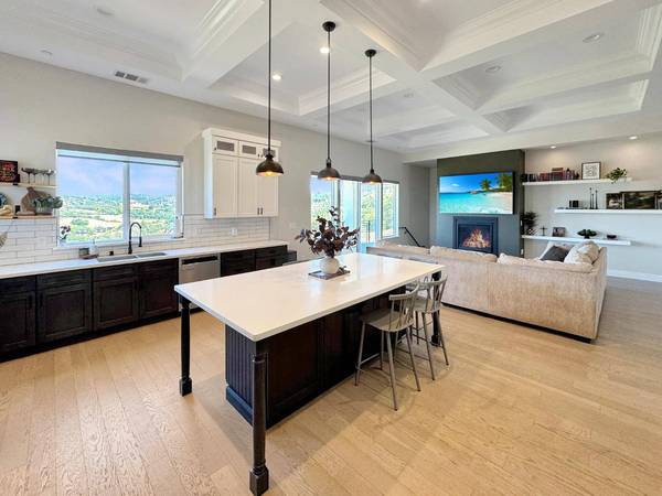 75 Whittington DR, Newcastle, CA 95658