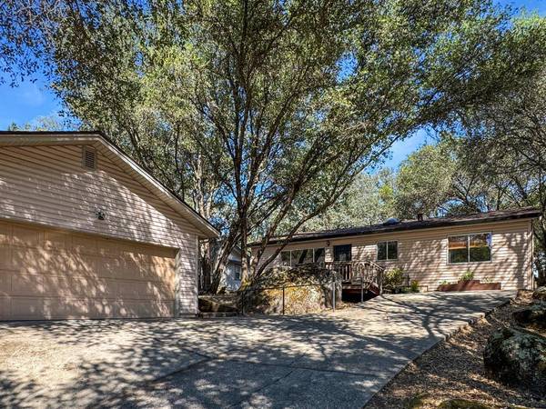 11457 Sandpiper WAY, Penn Valley, CA 95946