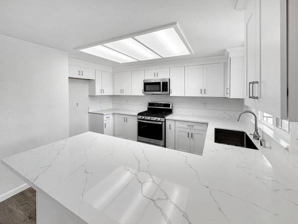 11318 Torrey Pines DR, Auburn, CA 95602