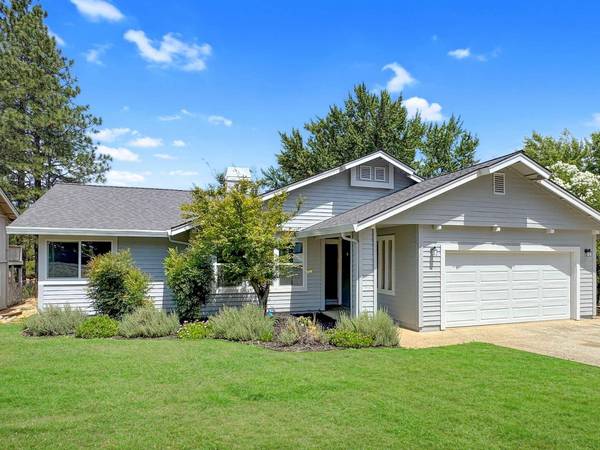 11318 Torrey Pines DR, Auburn, CA 95602