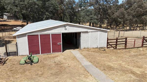26525 Table Meadow RD, Auburn, CA 95602