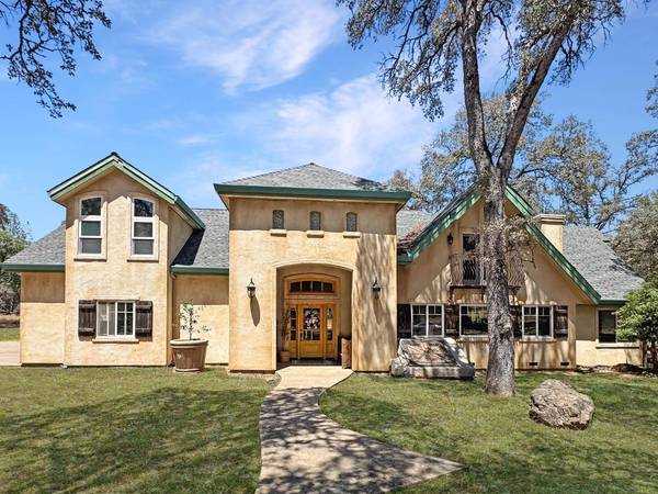 26525 Table Meadow RD, Auburn, CA 95602