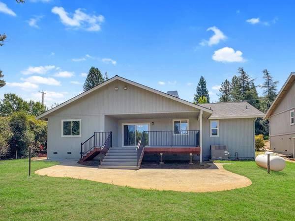 11318 Torrey Pines DR, Auburn, CA 95602