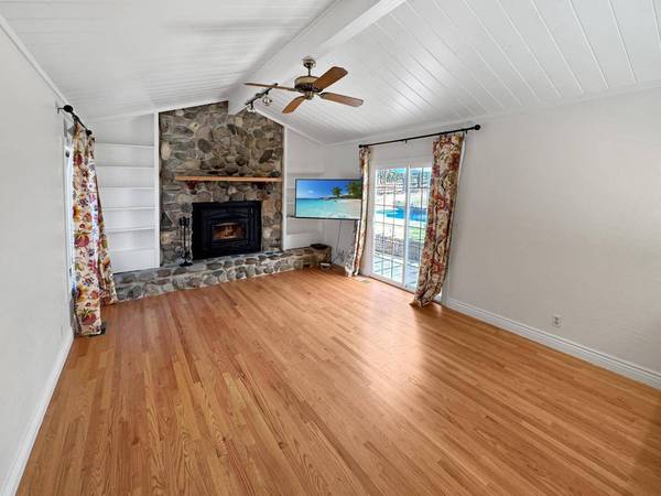 10917 Maranatha PL, Grass Valley, CA 95949