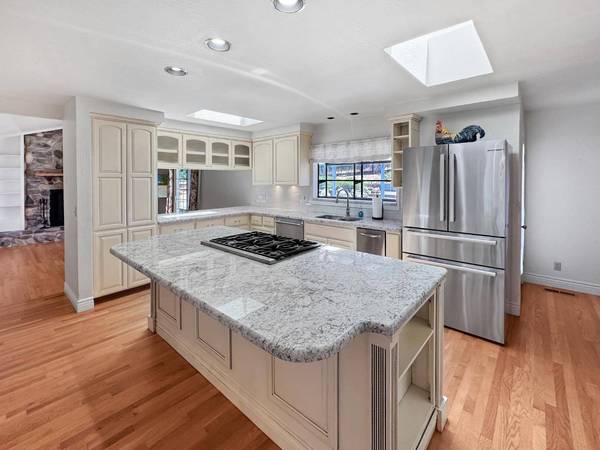 10917 Maranatha PL, Grass Valley, CA 95949