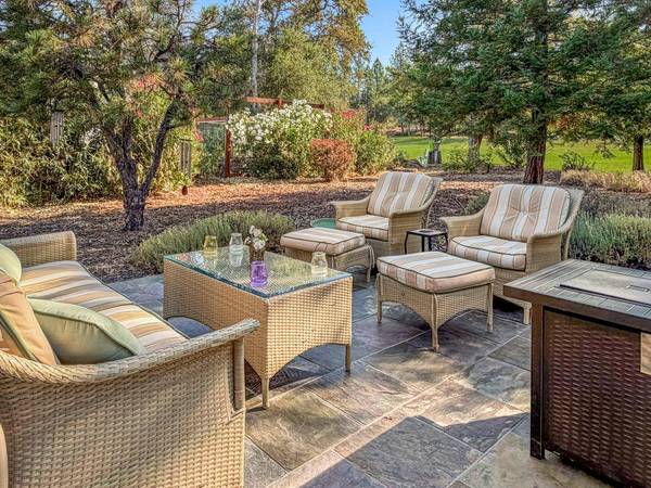 12762 Lakeshore N, Auburn, CA 95602