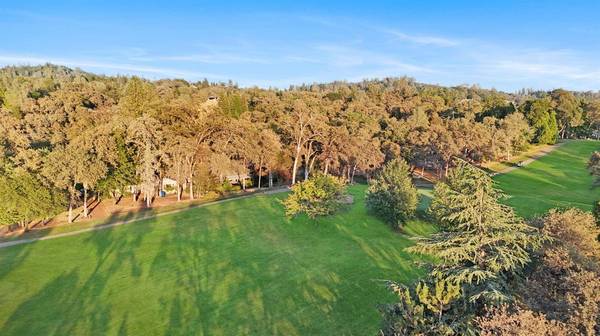 12762 Lakeshore N, Auburn, CA 95602