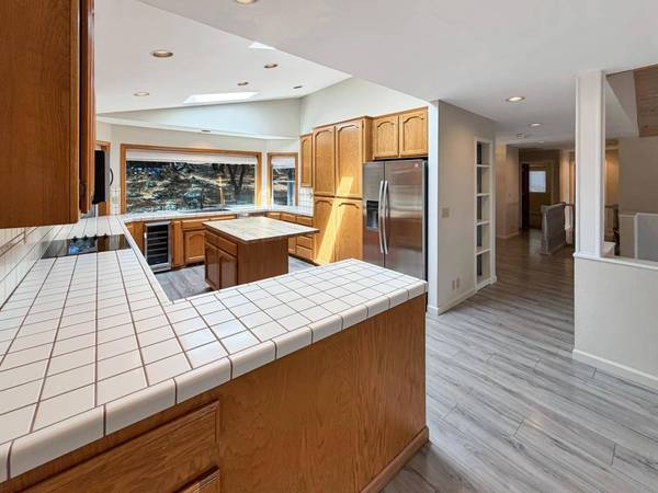 17572 Long Branch CT, Penn Valley, CA 95946