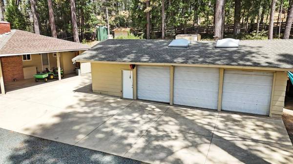 12777 Hidden Valley RD, Grass Valley, CA 95949