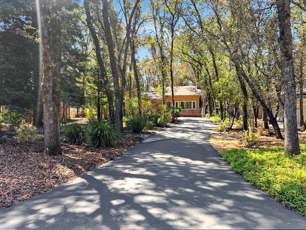23164 Broadmoor CT