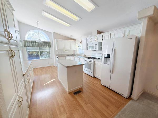 14836 Hidden Rock DR, Grass Valley, CA 95949