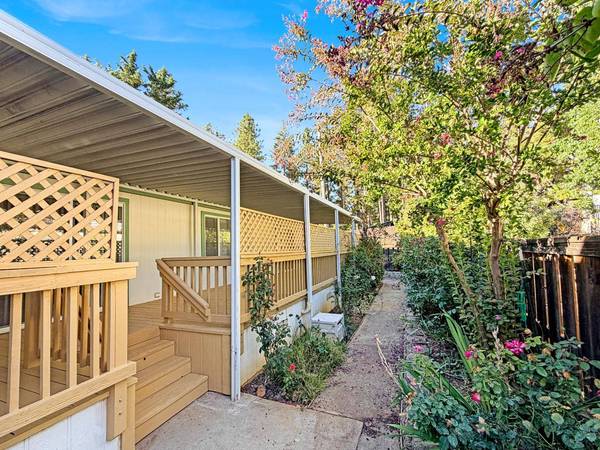 14836 Hidden Rock DR, Grass Valley, CA 95949