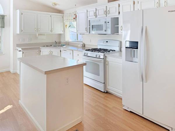 14836 Hidden Rock DR, Grass Valley, CA 95949
