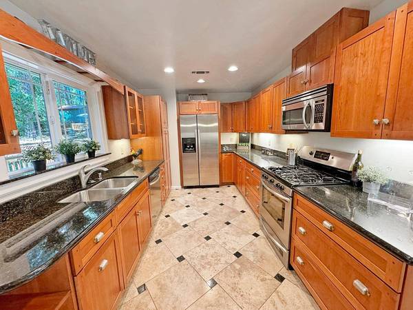 10624 Silver WAY, Grass Valley, CA 95945