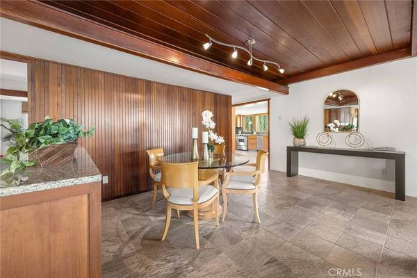 10662 Crawford Canyon, North Tustin, CA 92705