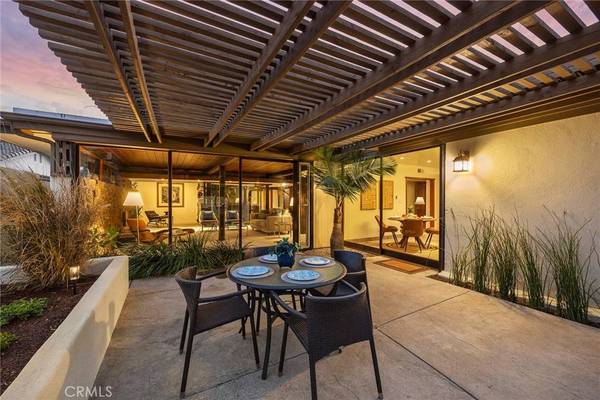 10662 Crawford Canyon, North Tustin, CA 92705