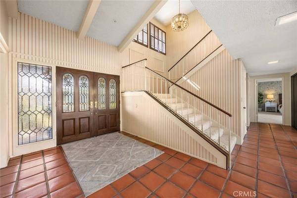 18021 Bryce PL, North Tustin, CA 92705