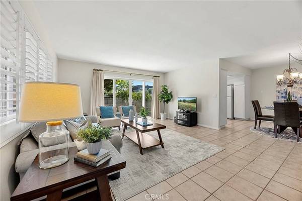 21114 Gypsy Moth LN, Huntington Beach, CA 92646