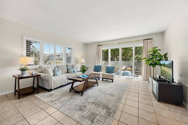 21114 Gypsy Moth LN, Huntington Beach, CA 92646