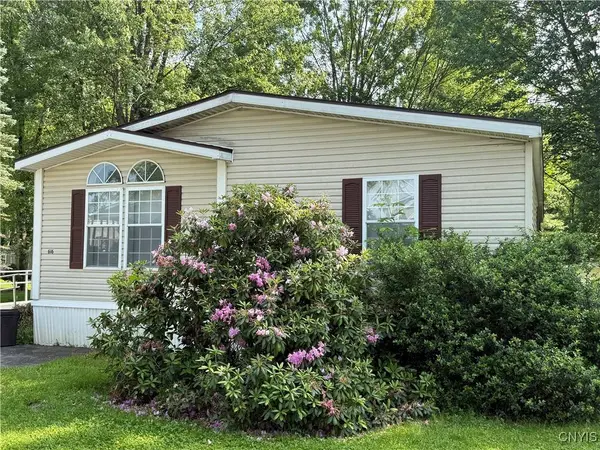 616 Sycamore LN, Utica, NY 13502