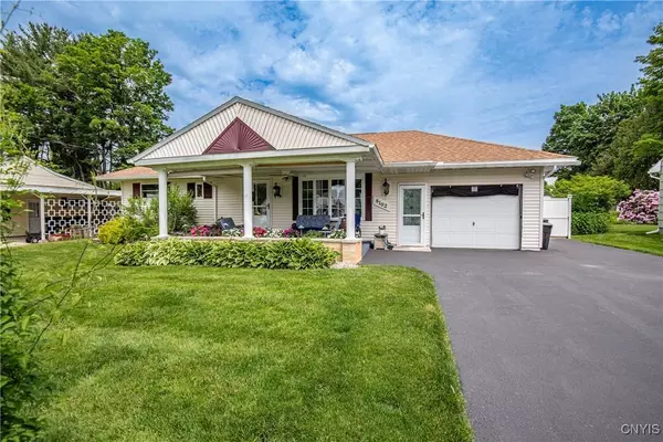 8102 Buena Vista DR, Rome, NY 13440