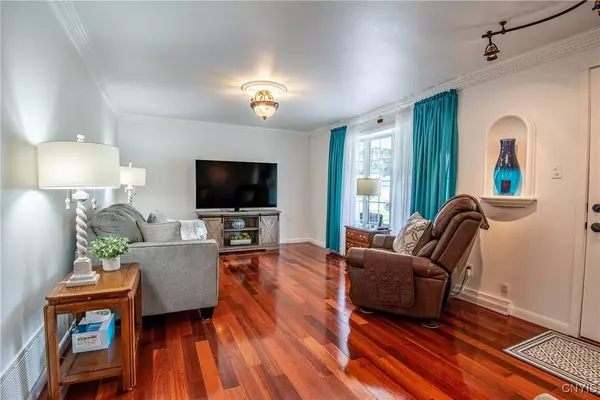 8102 Buena Vista DR, Rome, NY 13440