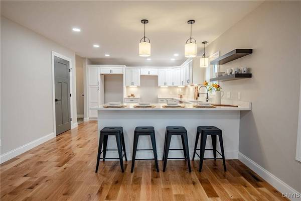 902 Oakwood ST, Rome, NY 13440