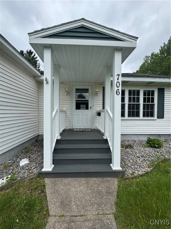 706 W Bloomfield ST, Rome, NY 13440