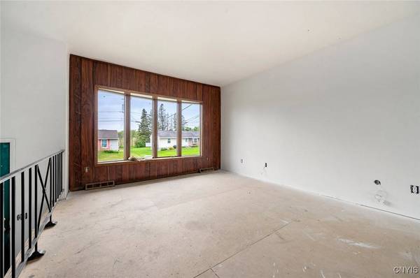 6604 Seville DR, Rome, NY 13440