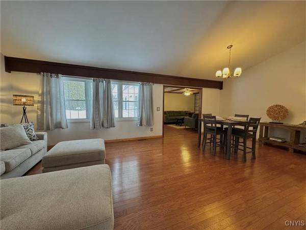 6289 Pillmore DR, Rome, NY 13440