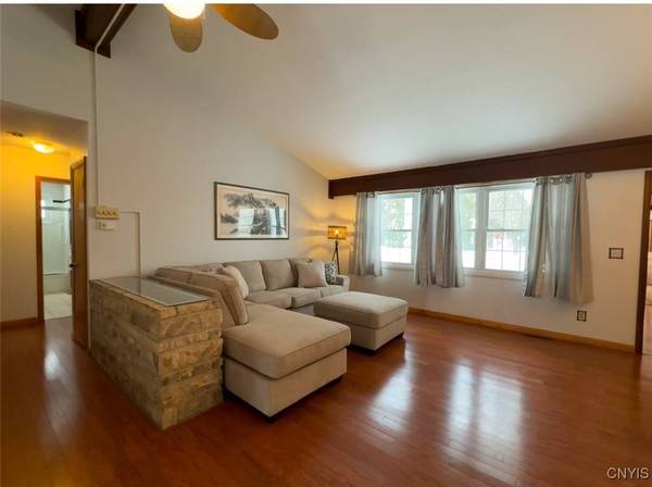 6289 Pillmore DR, Rome, NY 13440