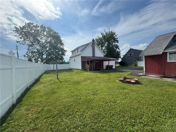 704 Bell RD S, Rome, NY 13440