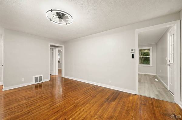 116 Riverview Pkwy N, Rome, NY 13440