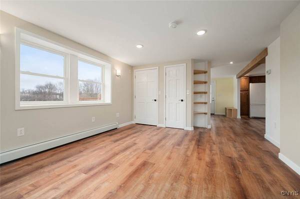 10215 Mapledale RD, Holland Patent, NY 13354