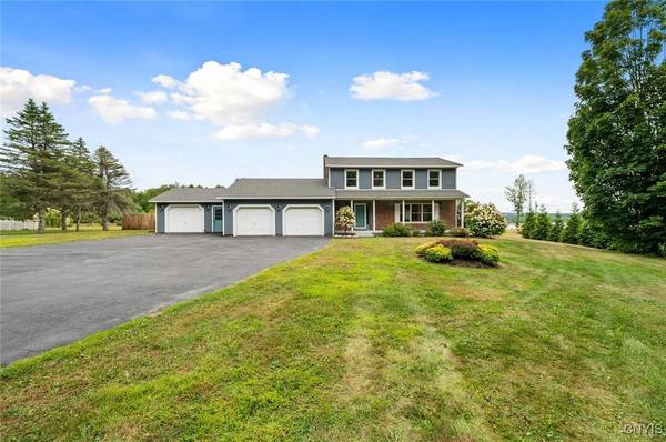 9028 Driftwood DR, Ava, NY 13303