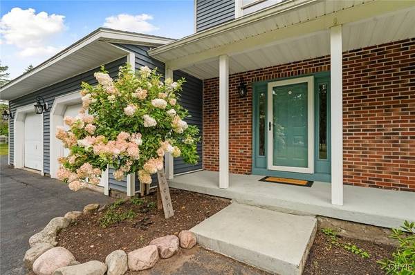 9028 Driftwood DR, Ava, NY 13303