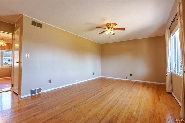 1764 N George ST, Rome, NY 13440