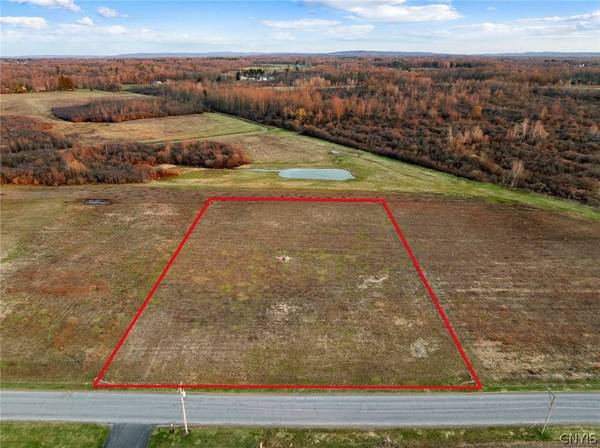 6350 Lamphear RD, Rome, NY 13440