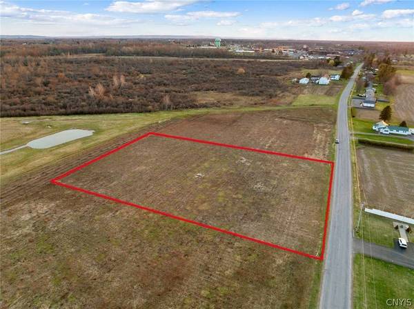 6350 Lamphear RD, Rome, NY 13440