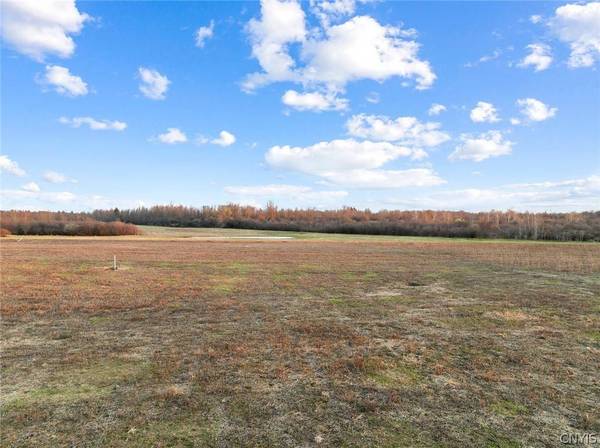 6350 Lamphear RD, Rome, NY 13440