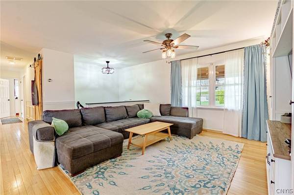 1708 Lincoln LN, Rome, NY 13440