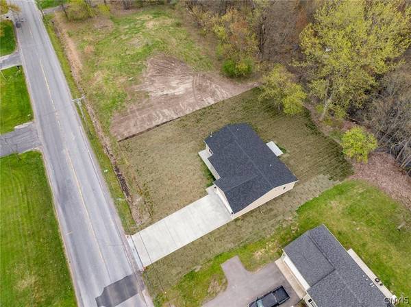 7792 Gifford RD, Rome, NY 13440