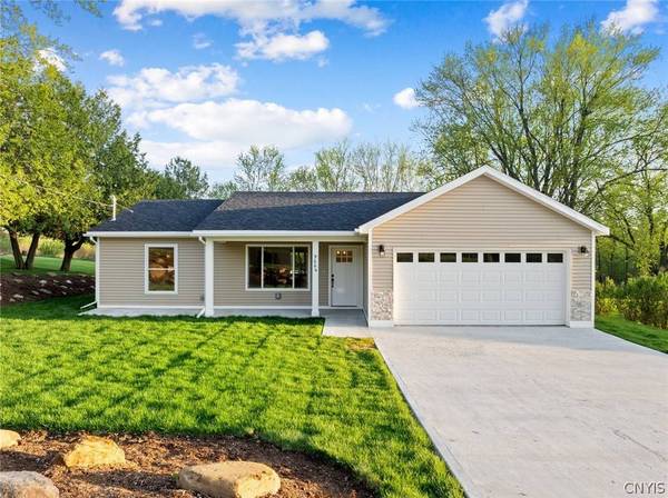 9666 Mallory RD, New Hartford, NY 13413
