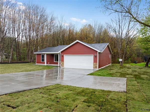6590 Fox RD, Marcy, NY 13403