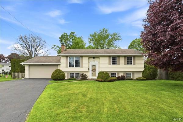 1703 Lincoln LN, Rome, NY 13440
