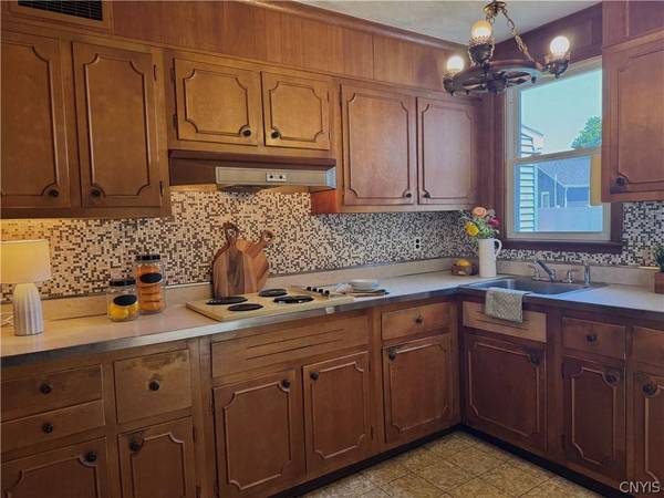 501 Oakwood ST, Rome, NY 13440